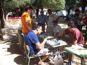 Mañana de ajedrez en el Parque Municipal