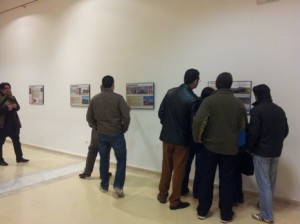 Los asistentes a la conferencia pudieron visitar la exposición de la Casa de Cultura