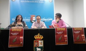 D. Víctor Manuel Ramírez, autor, D. Francisco Javier Calzado, teniente alcalde y Dña. Antonia González, archivera municipal, compusieron la mesa.
